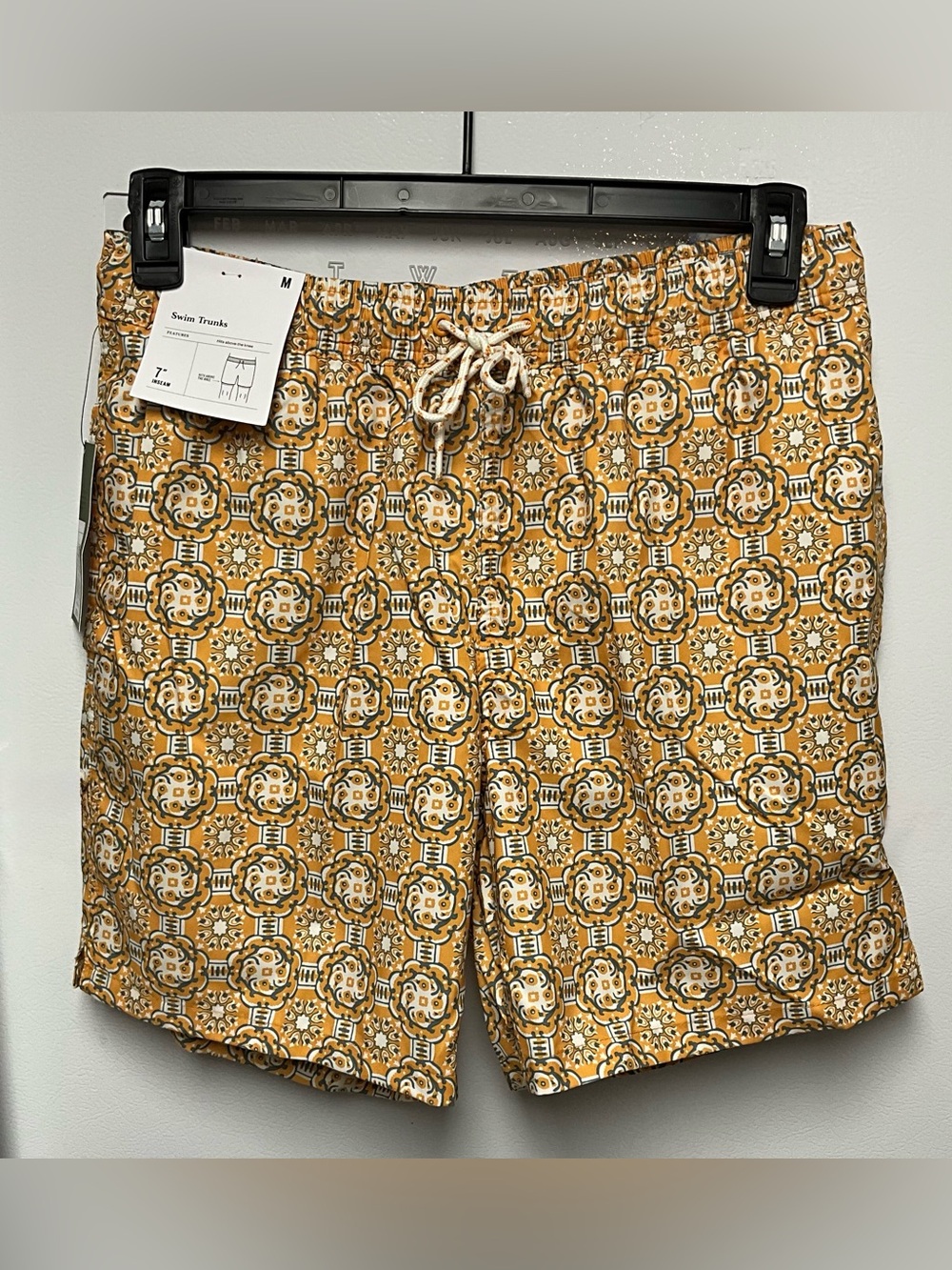 Men's Mustard Patterned Swim Shorts with Drawstring Goodfellow Medium